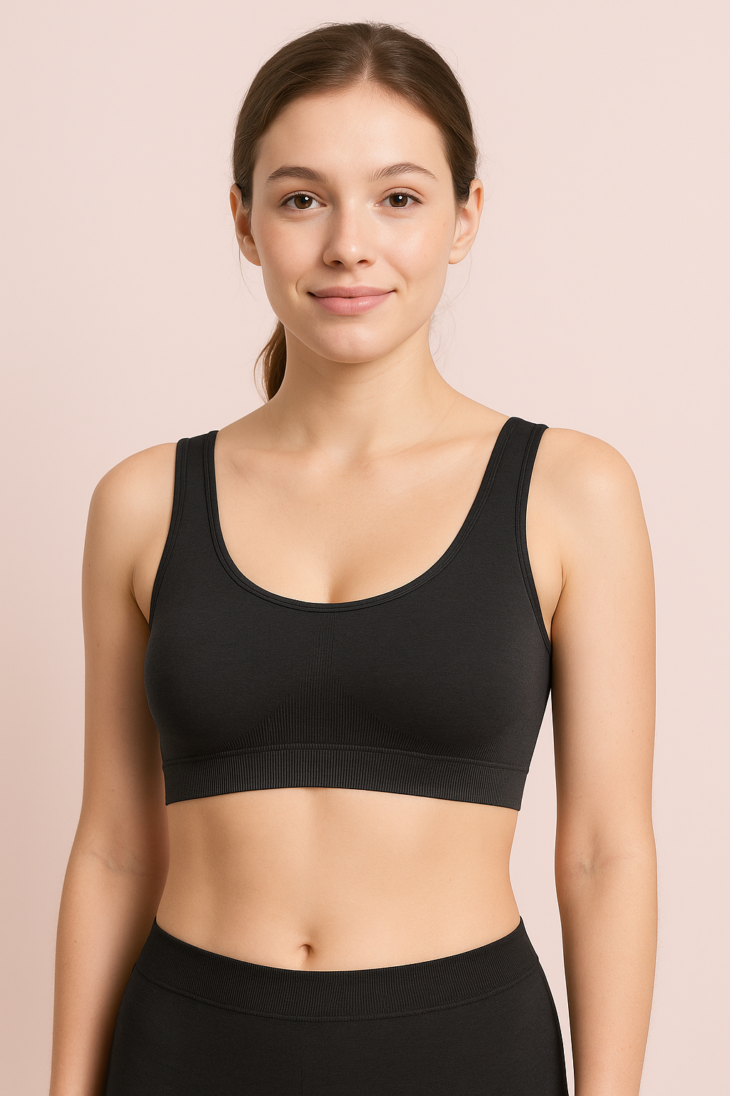 Pinknaari Seamless Sports-Style Crop Bralette-Black