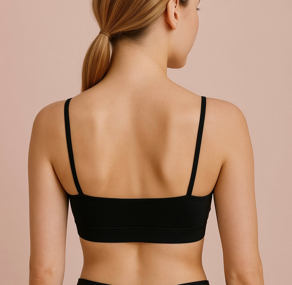 Pinknaari Beautiful Spaghetti Strap Crop Bralette-Black